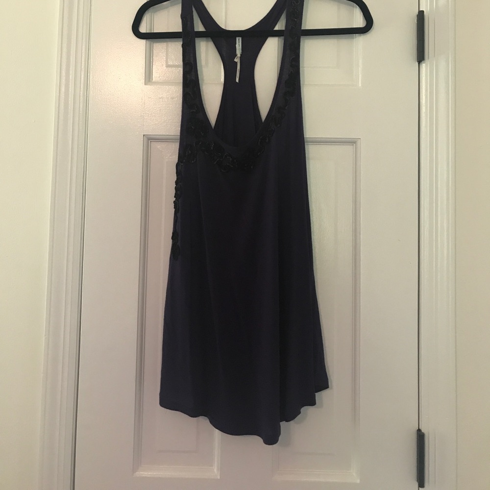 Purple Tank - Picture 2 of 4