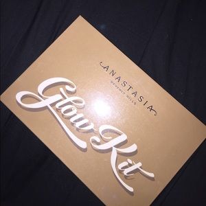 anastasia glow kit