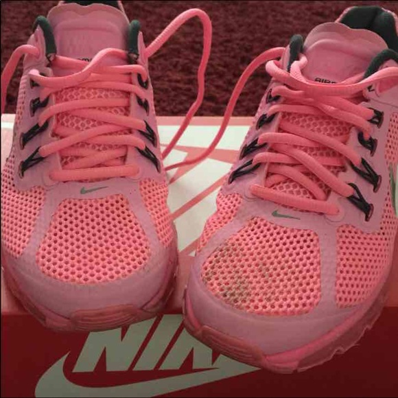 Rare woman's Nike AirMax size 8 - Picture 3 of 4