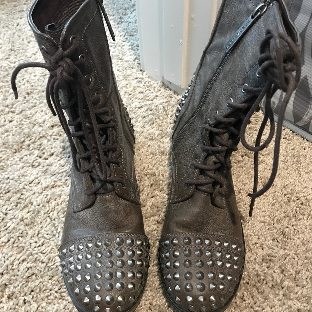 Studded combat boots!!
