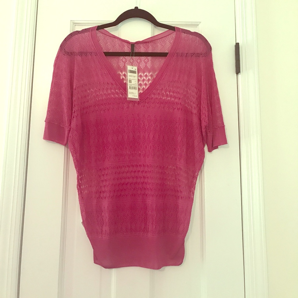 Host Pick 🎉 Pink Top