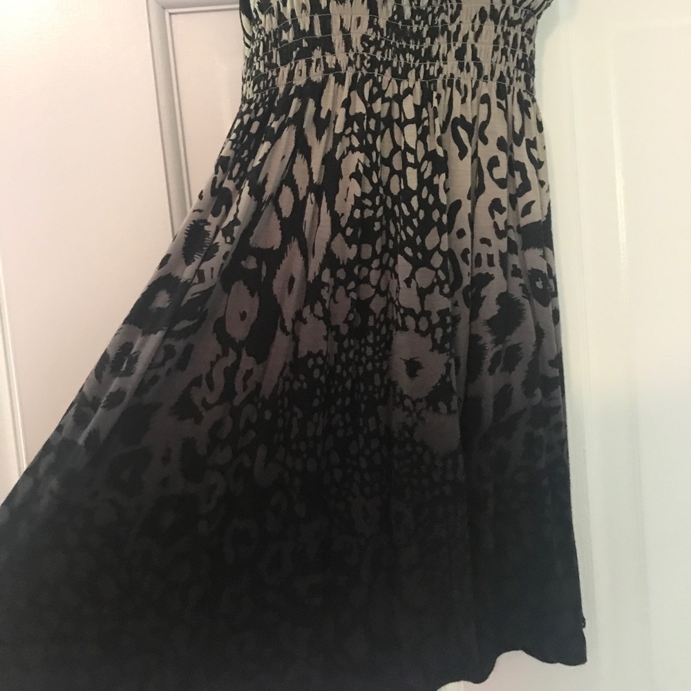 Guess Top - Picture 2 of 5