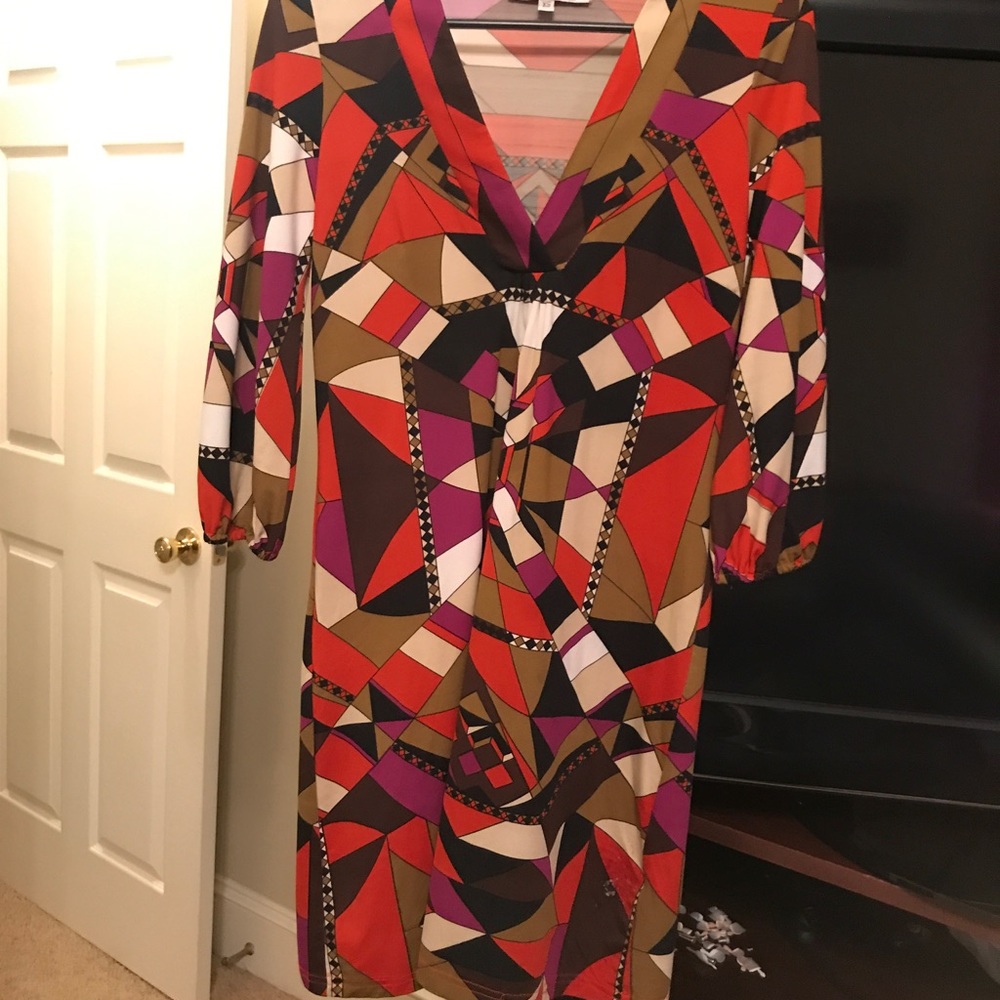 Very pretty dress comfy material