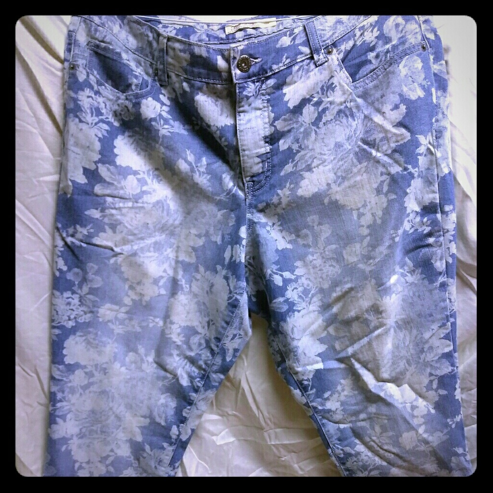 Denim Capri pants