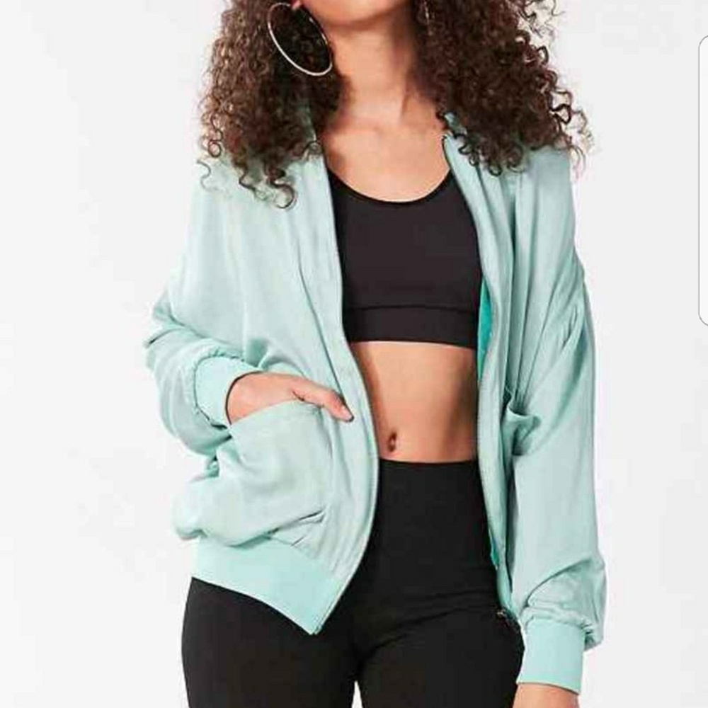 NWOT Silence + Noise Eve Dolman Bomber Jacket