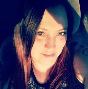 Meet your Posher, Carrie