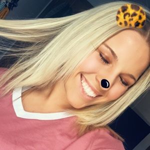 Meet your Posher, Brooke