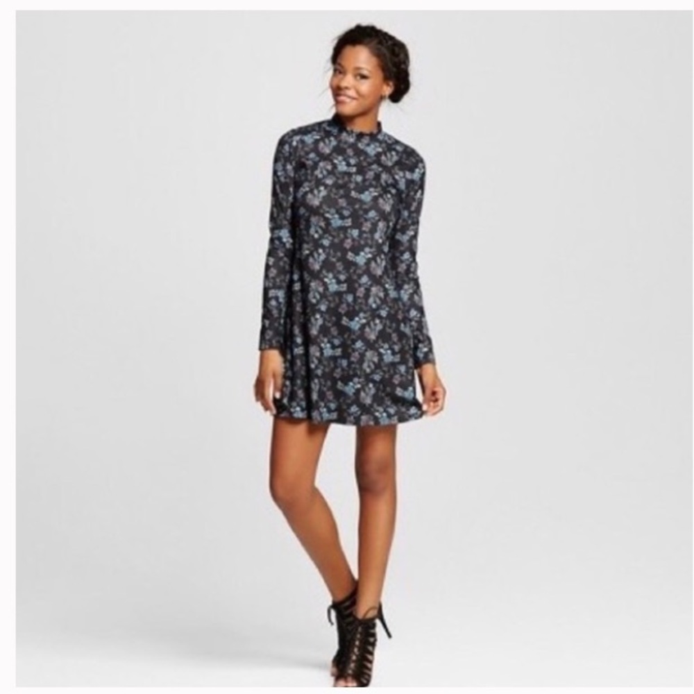 NWT Fun Retro Floral Dress