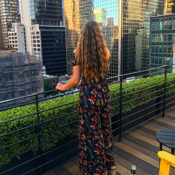 About Layne - Picture 3 of 7