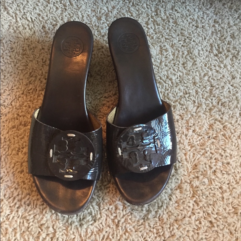 TORY BURCH WEDGE