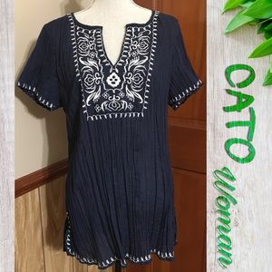 Cato Crinkle Tunic Embroired Top Y-Neck 18w - 20w