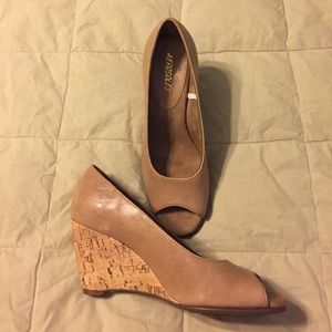 Aerosoles size 8 Peep Toe Cork Wedge