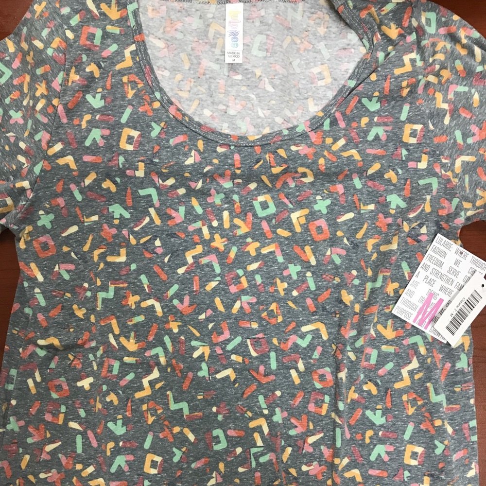 Lularoe Classic T NWT