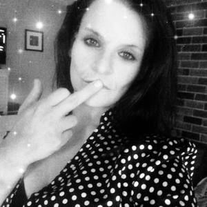 Meet your Posher, Stacy