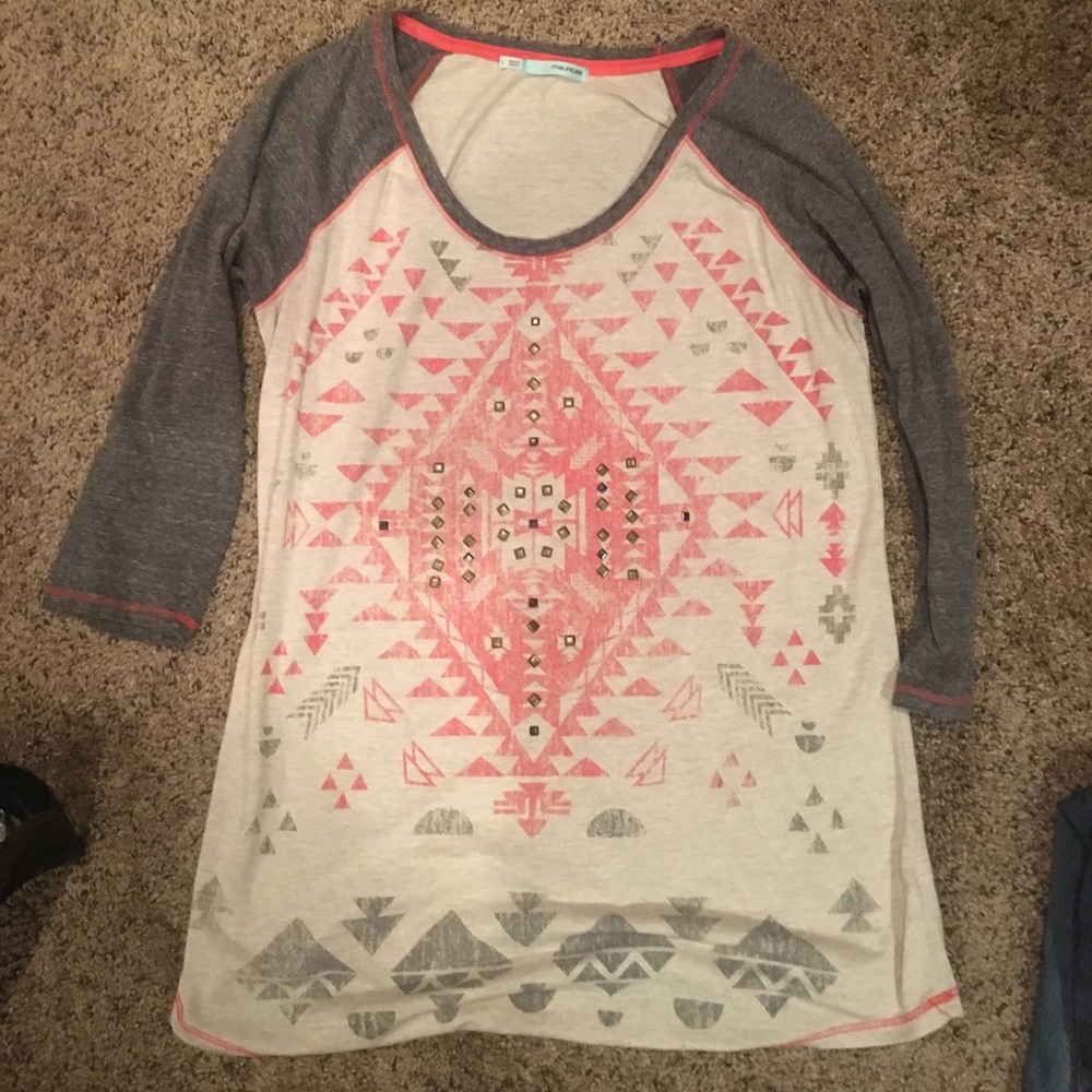 Three quarter length shirt