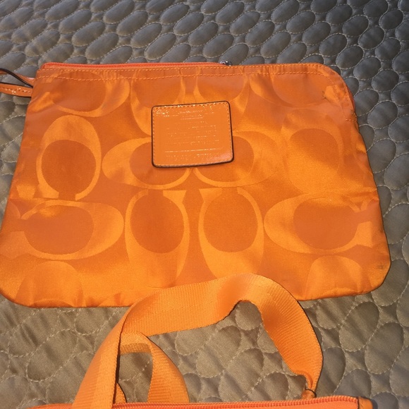 Coach bag and clutch set - Picture 2 of 8