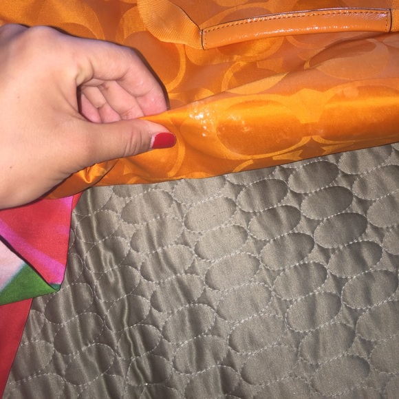 Coach bag and clutch set - Picture 4 of 8