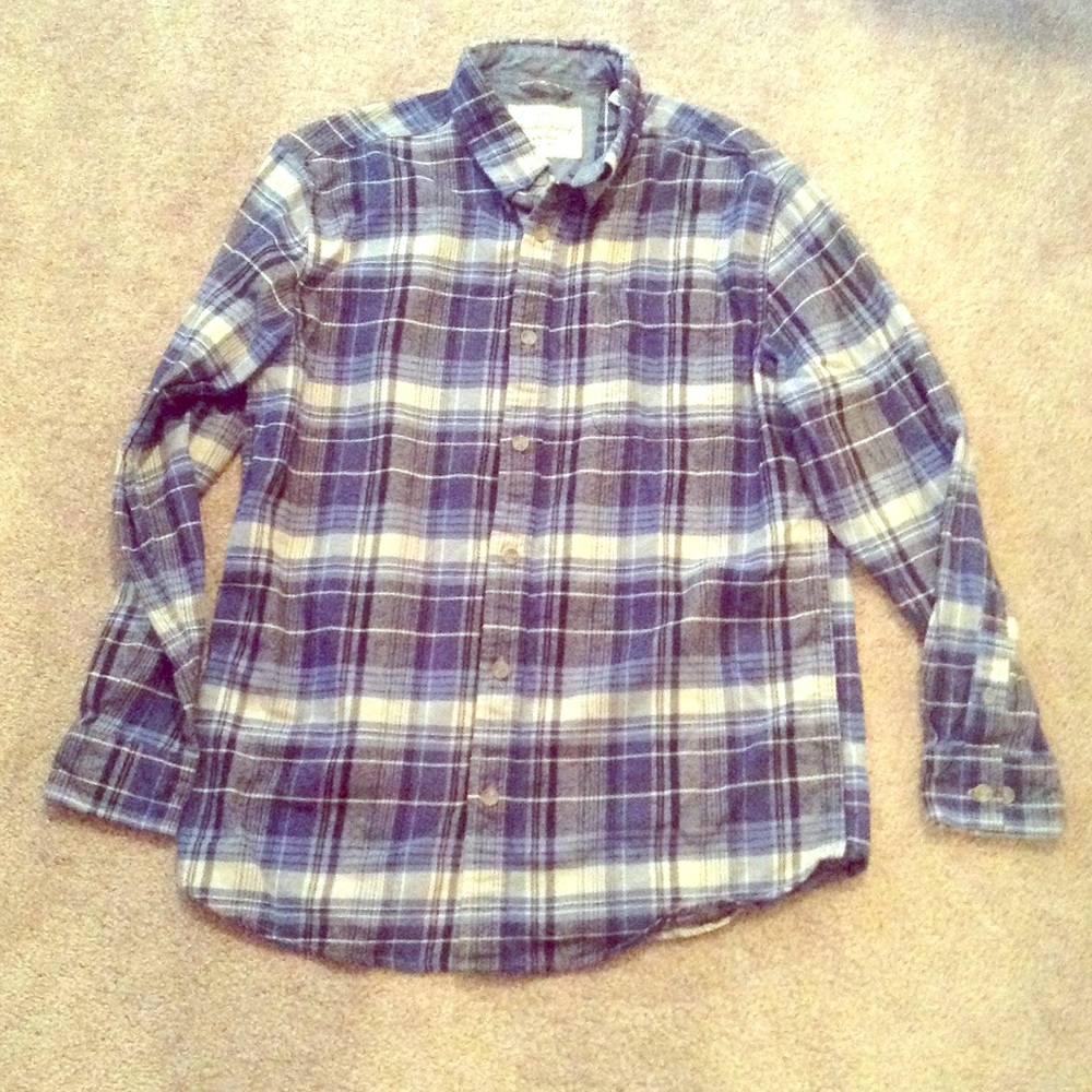 Weatherproof plaids Medium button down shirt