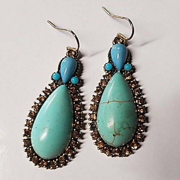 E584 Howlite & Paved Amber Crystal Earrings - Picture 2 of 5