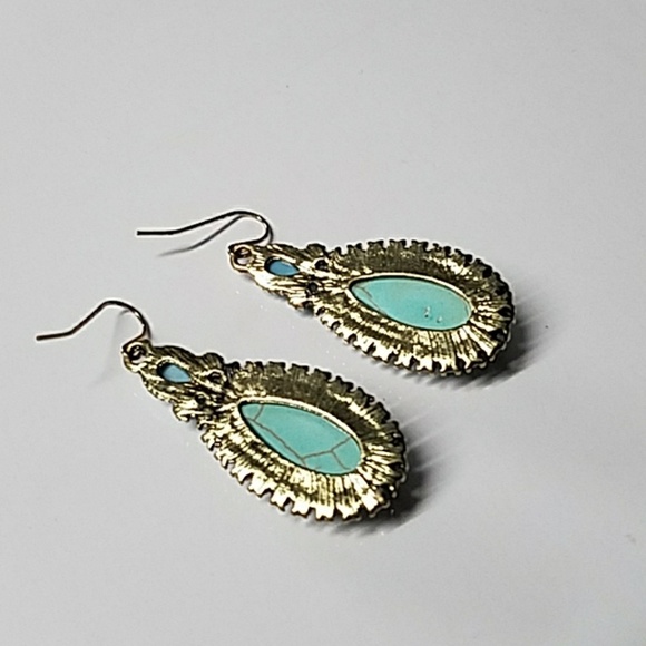 E584 Howlite & Paved Amber Crystal Earrings - Picture 4 of 5