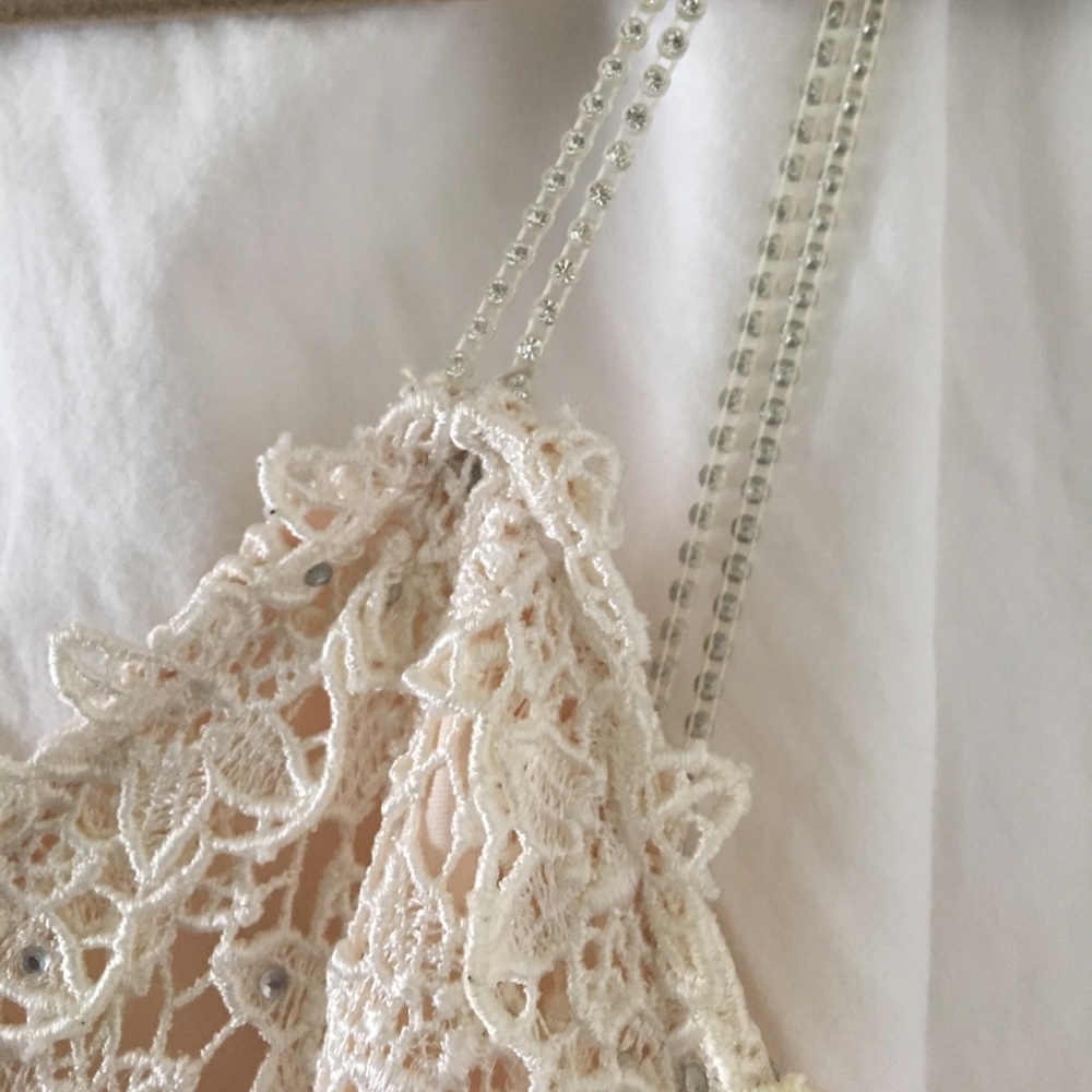 Dress - Picture 2 of 8