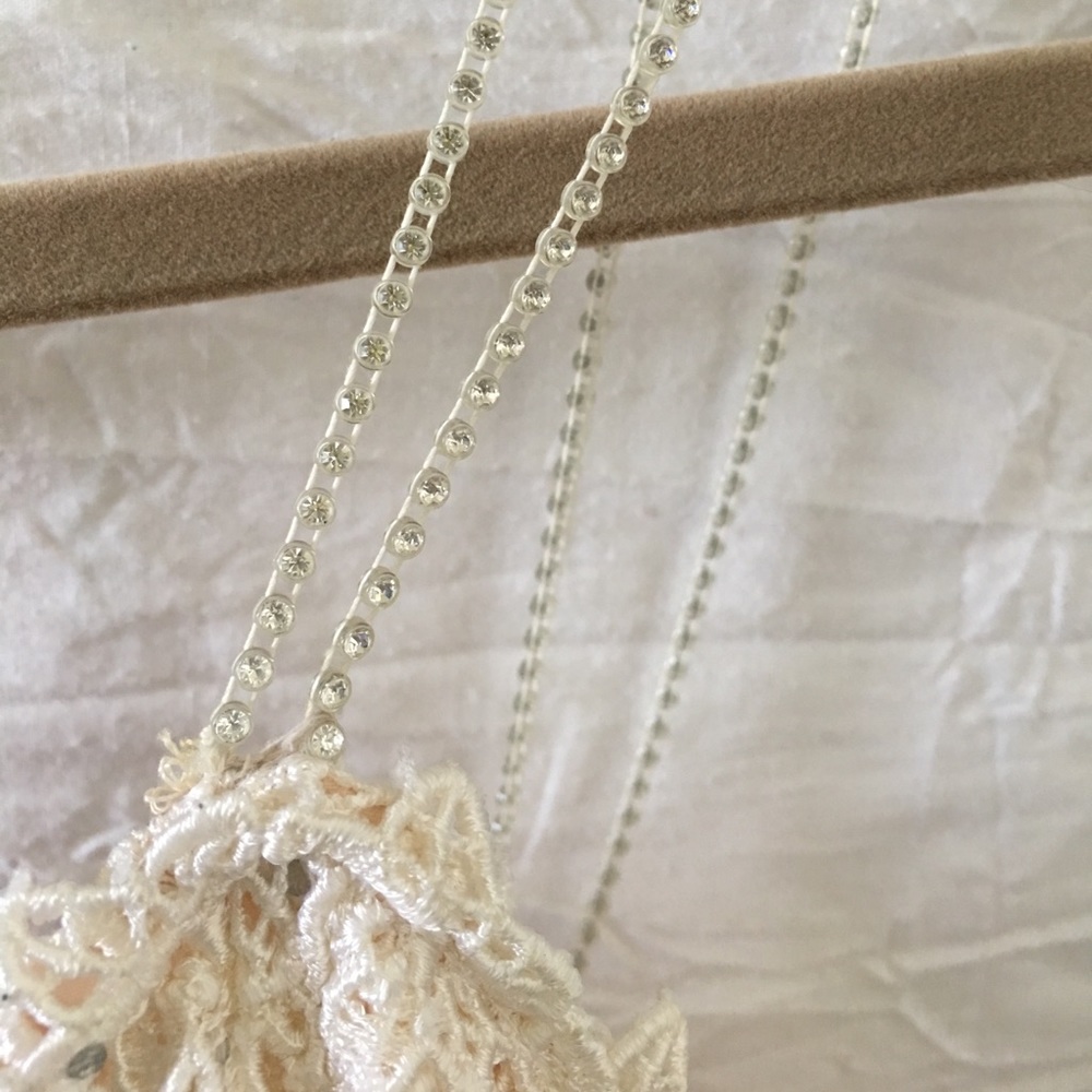 Dress - Picture 6 of 8