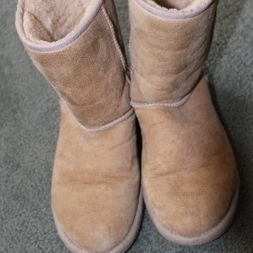 Short Sand Uggs