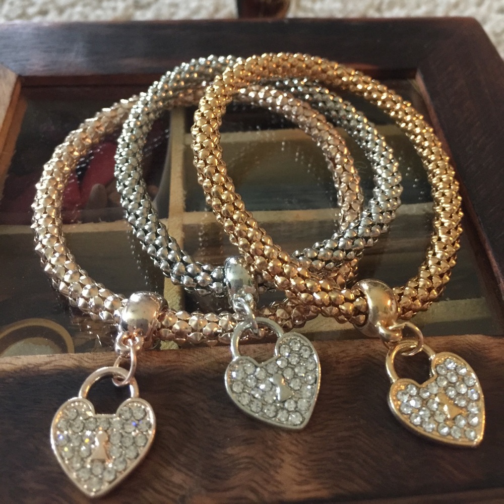 Set of Three Bracelets Hearts ♥️ ♥️♥️