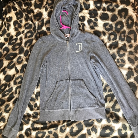 Juicy Couture Sweaters - Juicy sweatshirt ❤️
