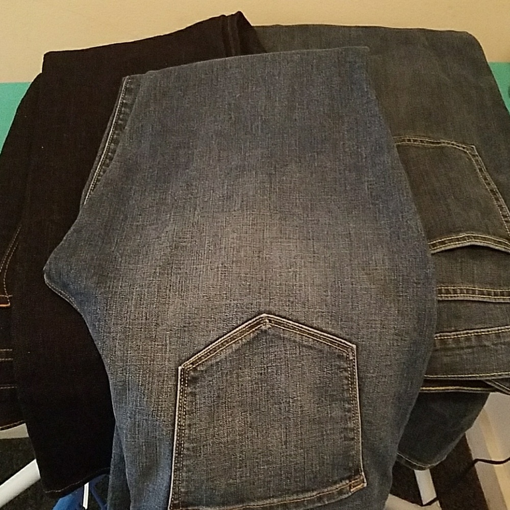 3 pairs of Old Navy Jeans. Sz 12. Long NWT