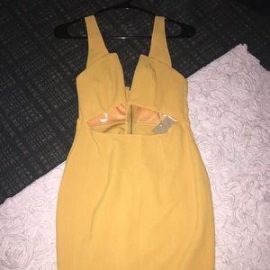 Sabo skirt yellow / mustard dress