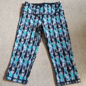 VSX Knockout Crop leggings-high waisted