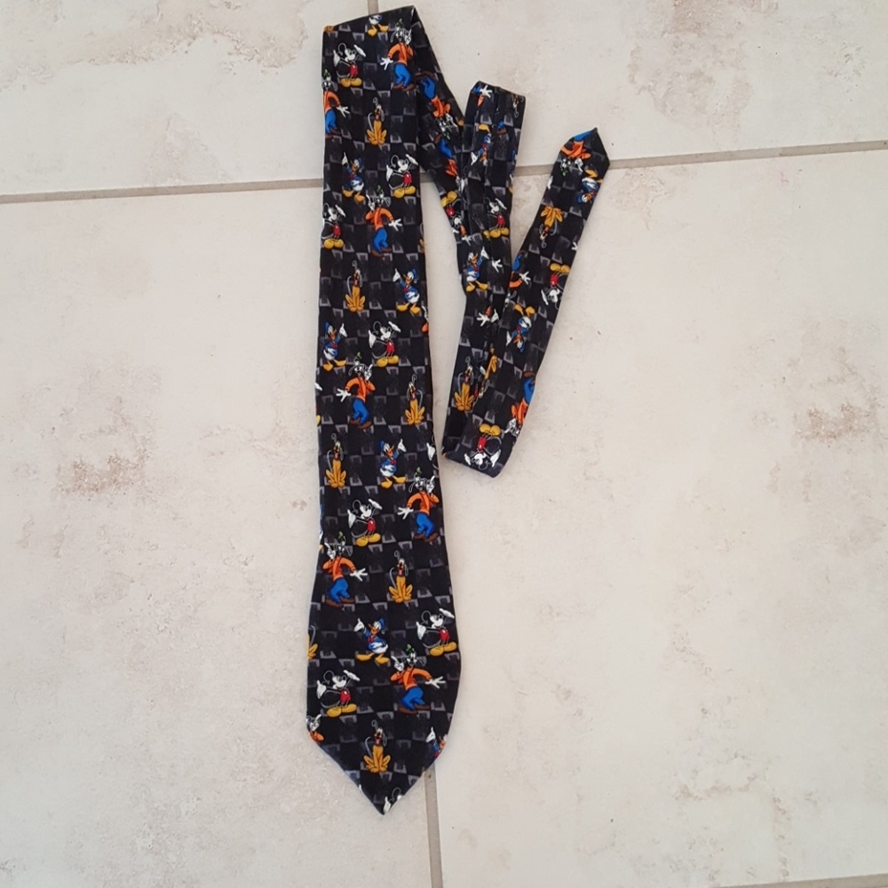 Vintage Tie: Mickey Mouse, Donald , Goofy & Pluto