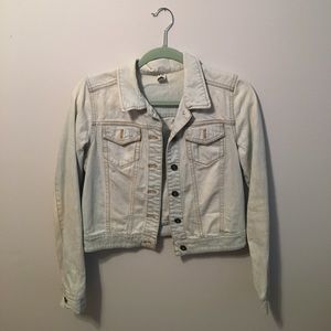 BP light wash jean jacket