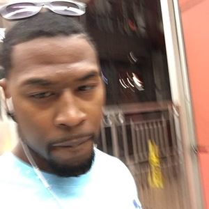 Meet your Posher, Deandre