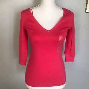 Guess V Neck Sweater NWT