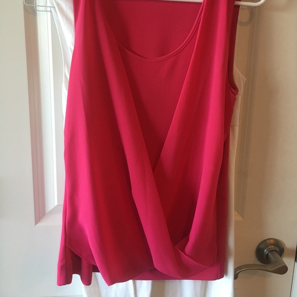 Fuchsia cross over summer tank - Picture 3 of 3