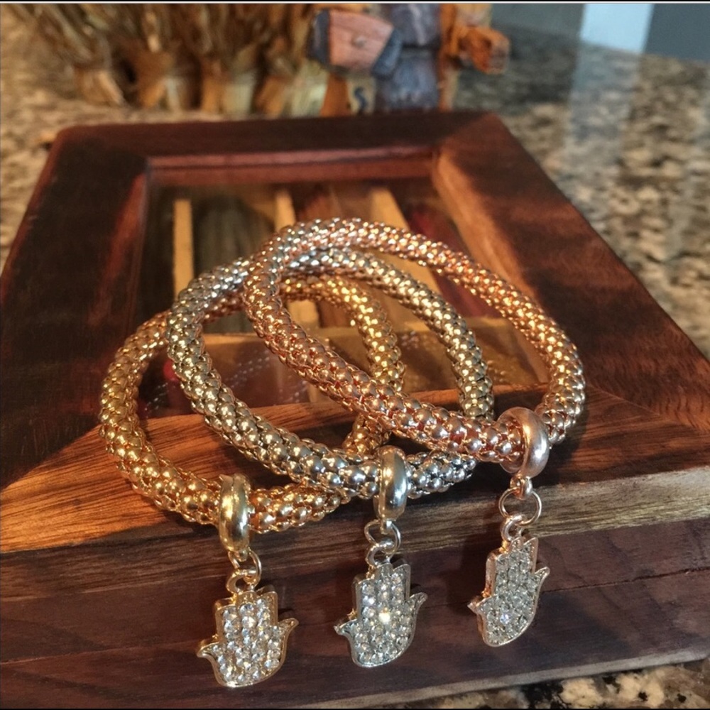 3 Pcs Bracelets Set elegant design, very Beautiful