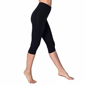 Aa xs black cropped legging