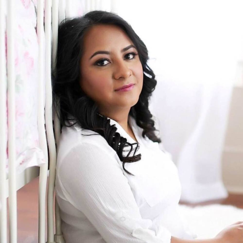 Meet your Posher, Ana i.