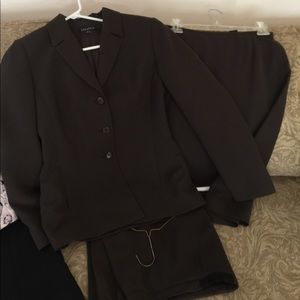 Pants suit with skirt -Tahari