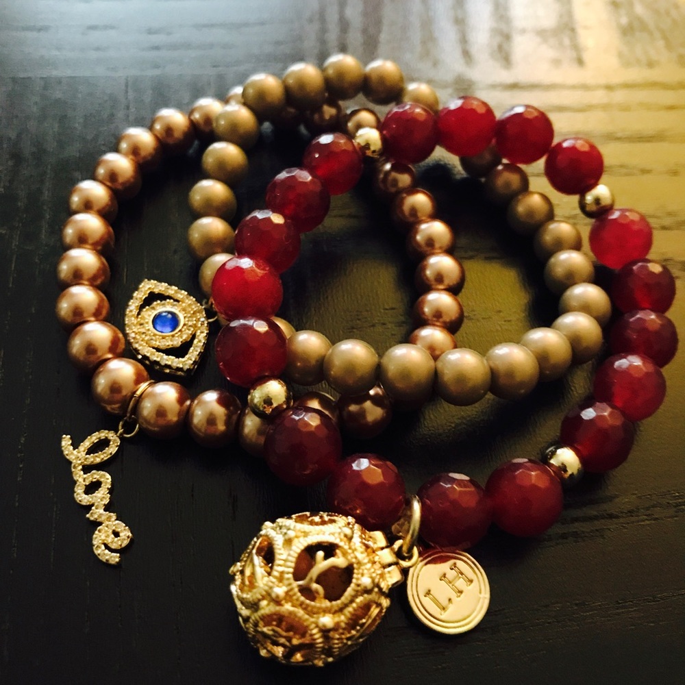 + BRAND NEW beaded bracelets