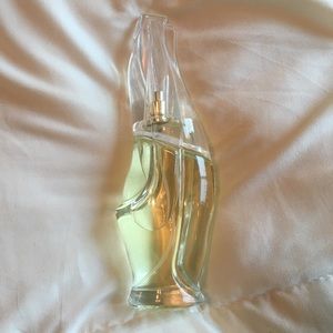 DONNA KARAN Cashmere Mist