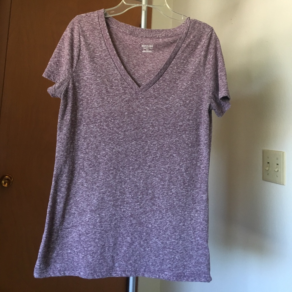 Mossimo v-neck tshirt
