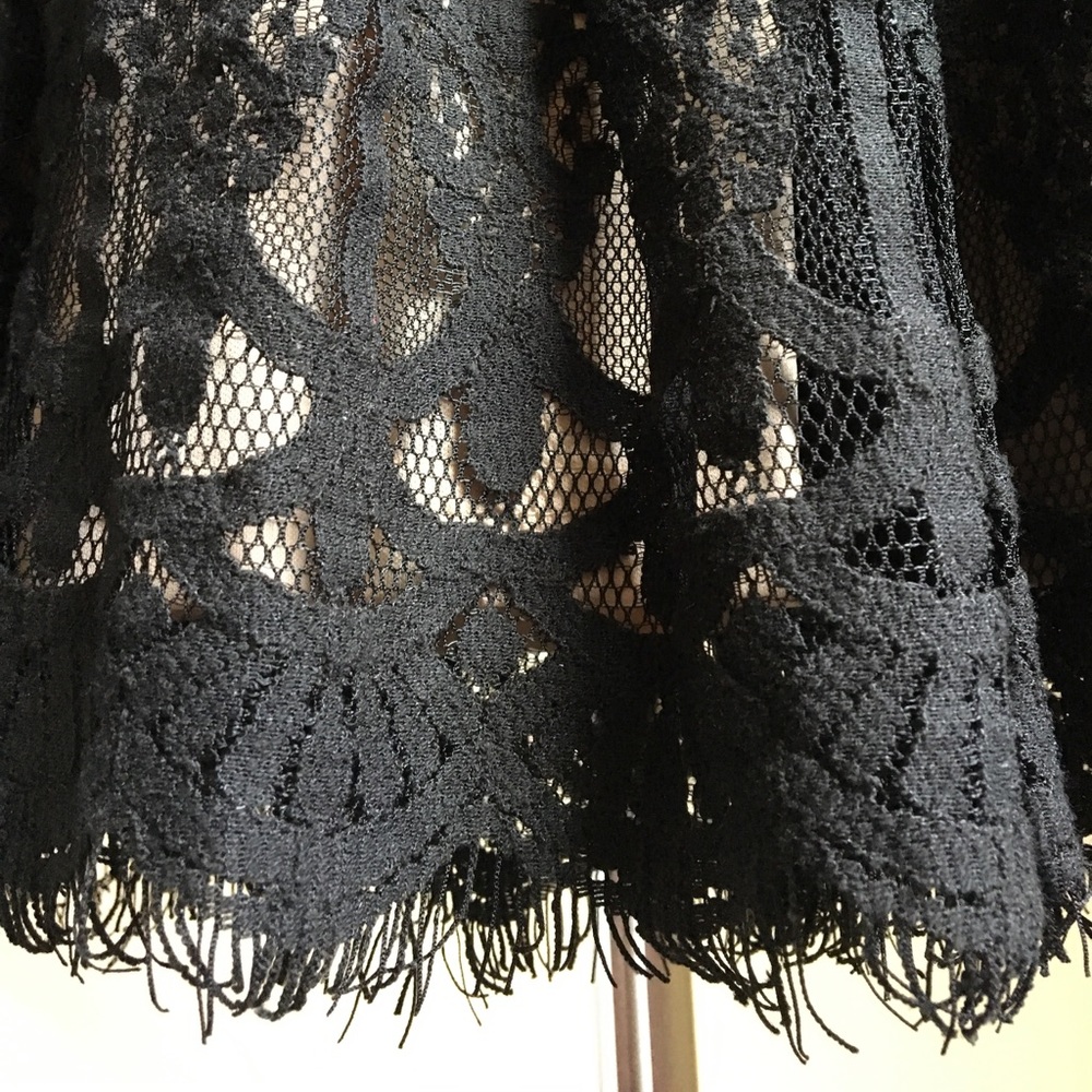 ‼️SOLD IN BUNDLE‼️ Gianni Bini Lace Dress - Picture 7 of 8