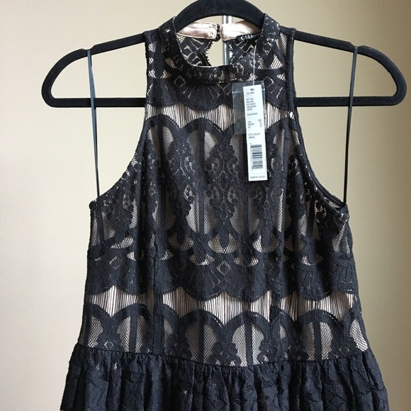 ‼️SOLD IN BUNDLE‼️ Gianni Bini Lace Dress - Picture 3 of 8