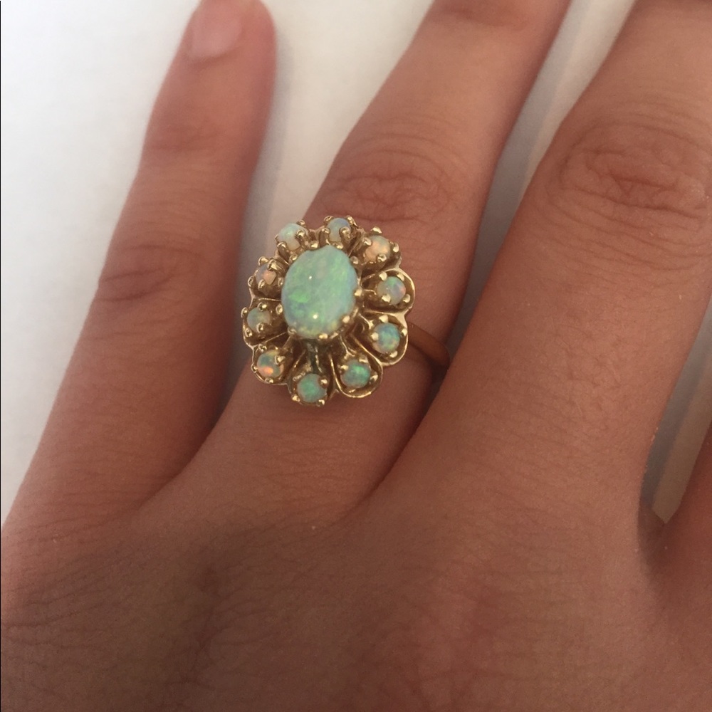 14k Gold Opal Ring