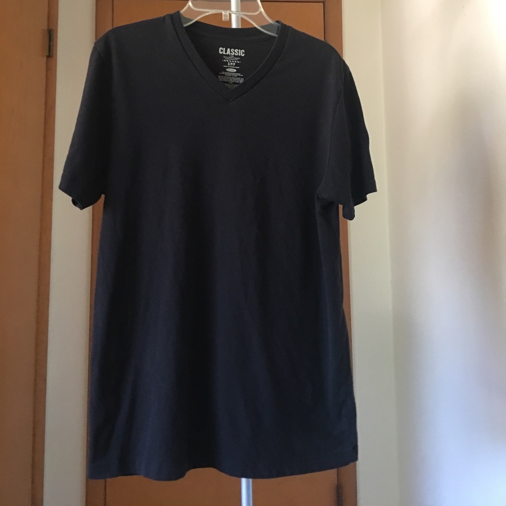 Old Navy classic v-neck