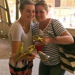 Meet your Posher, Laura