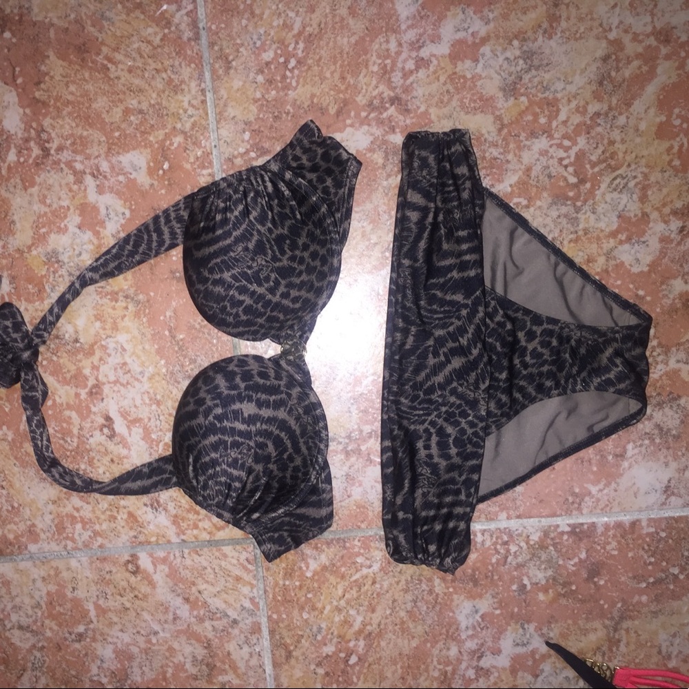 Victoria Secret bikini